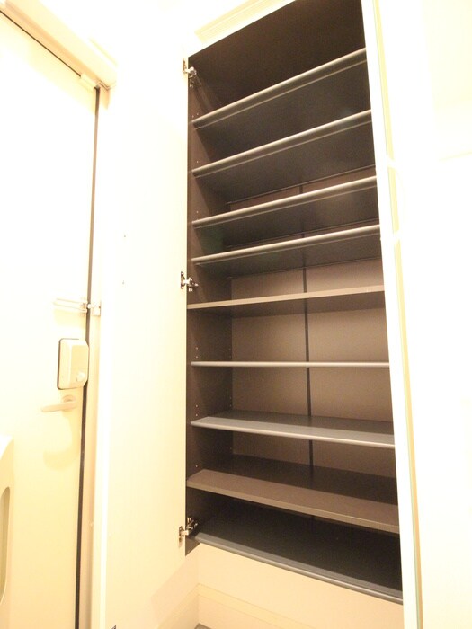 物件内観写真20　(靴箱)