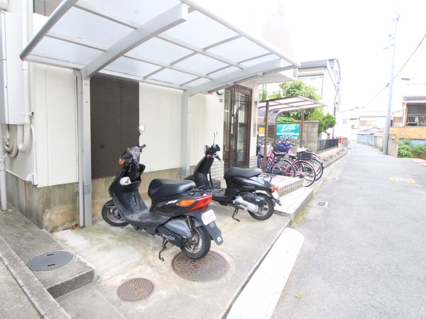 駐輪場