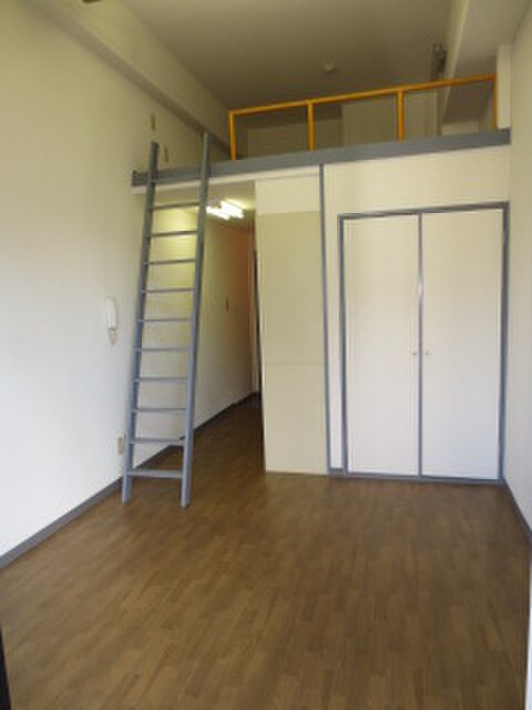 物件内観写真6　(居室)