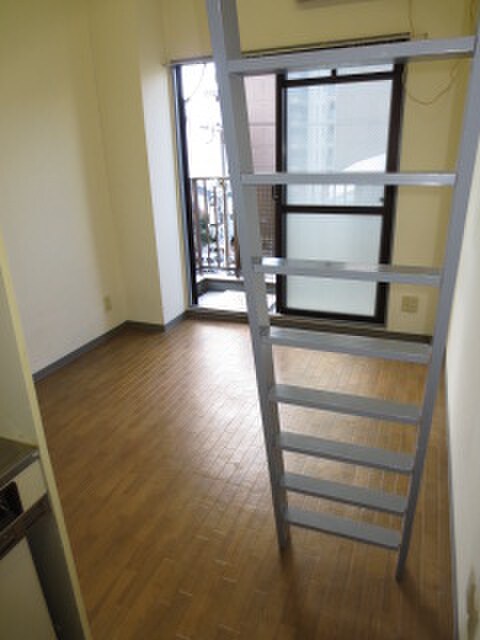 物件内観写真10　(居室)