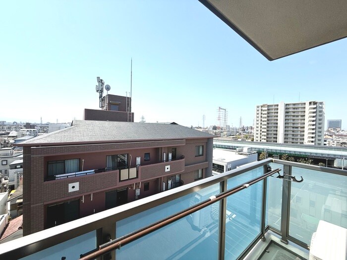 物件内観写真16　(室内からの展望)