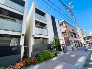 ラ　リュール外観写真