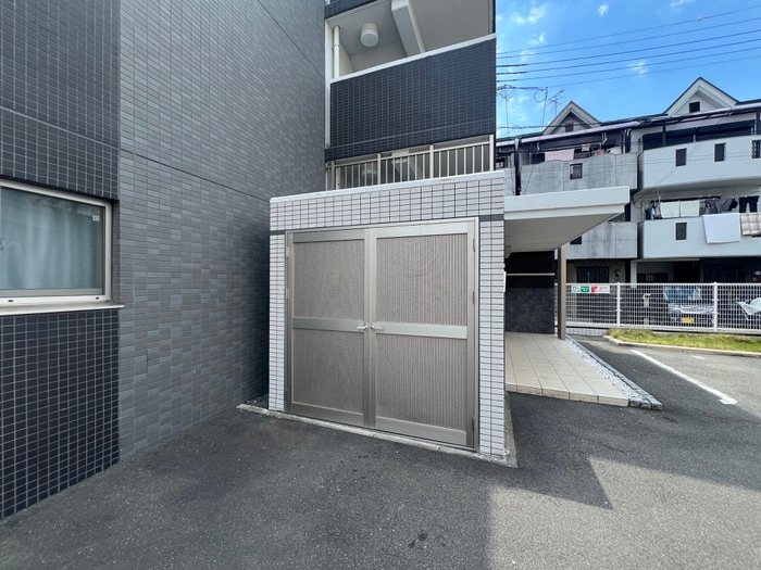 物件外観写真6　(建物設備)