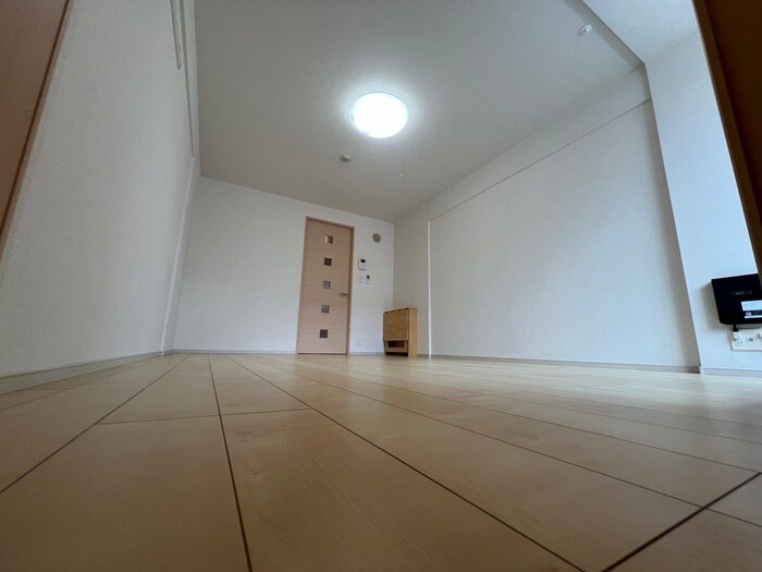 物件内観写真12　(居室)