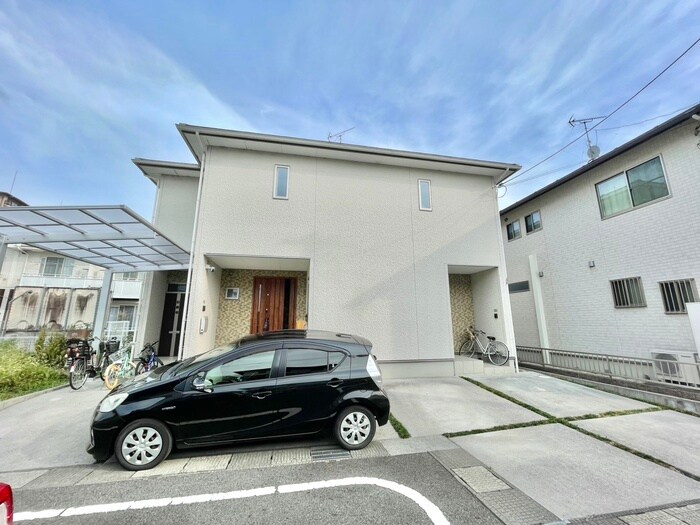 物件外観写真5　(外観写真)