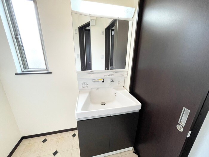 物件内観写真14　(洗面)