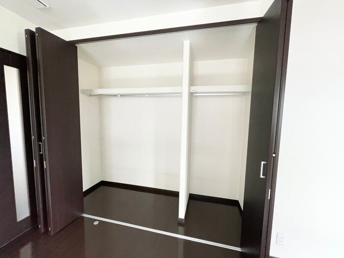 物件内観写真15　(収納)