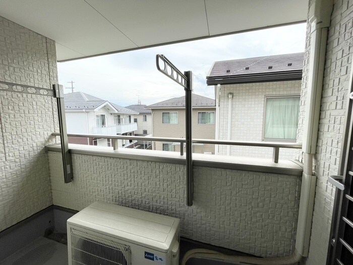 物件内観写真17　(室内からの展望)