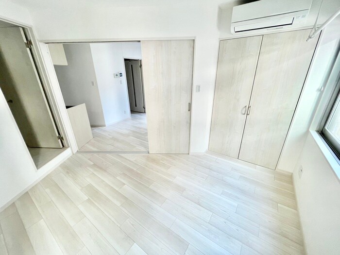 物件内観写真8　(居室)