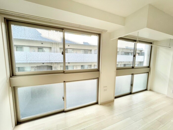 物件内観写真12　(居室)