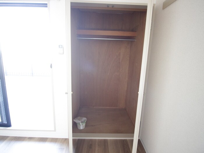 物件内観写真13　(収納)