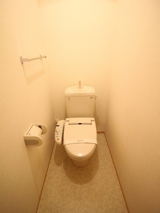 物件内観写真11　(トイレ)