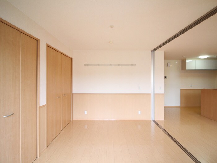 物件内観写真18　(居室)