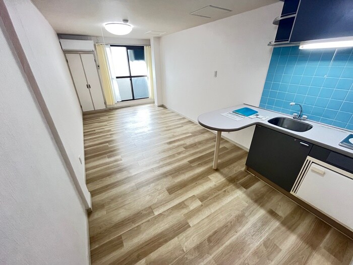 物件内観写真9　(居室)