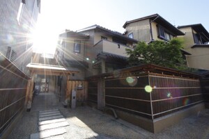 くわでん　西棟外観写真