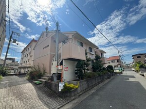 サンロイヤル外観写真