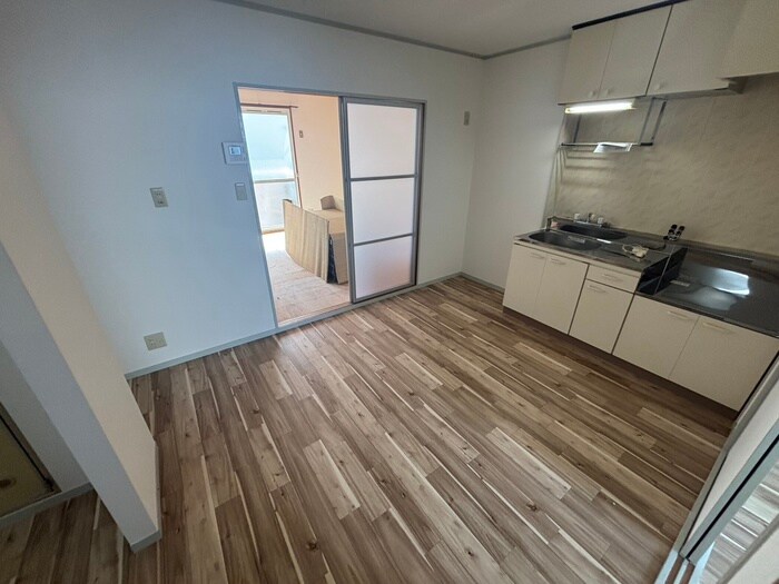 物件内観写真8　(居室)