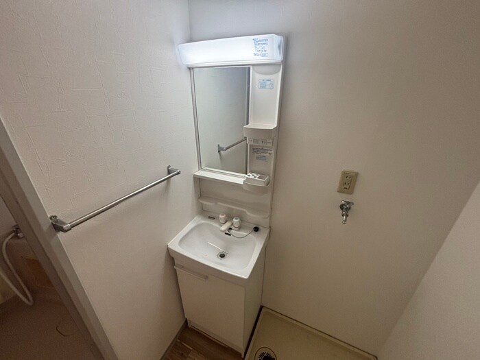 物件内観写真10　(洗面)