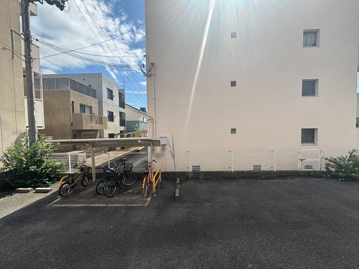 物件内観写真15　(室内からの展望)