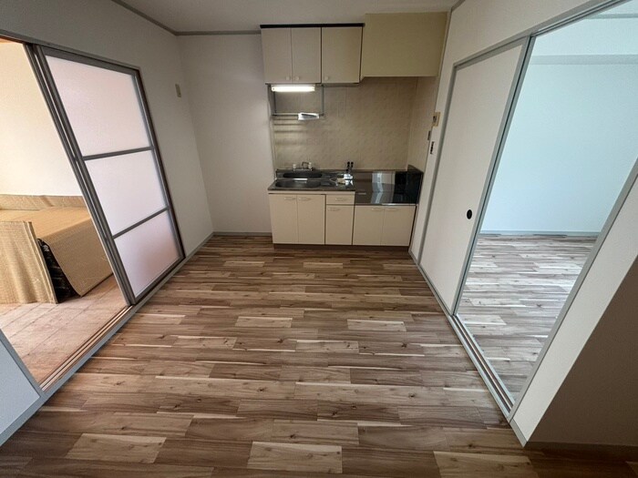 物件内観写真19　(居室)