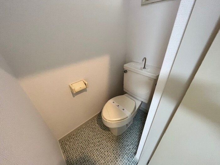 物件内観写真15　(トイレ)