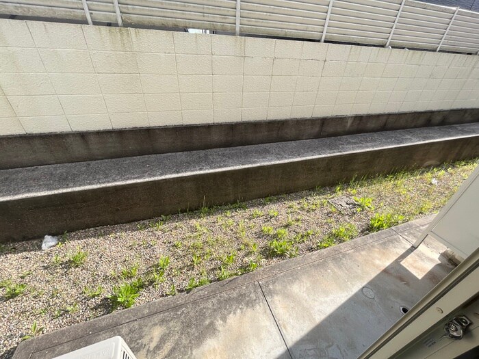 物件内観写真16　(ベランダ・バルコニー)