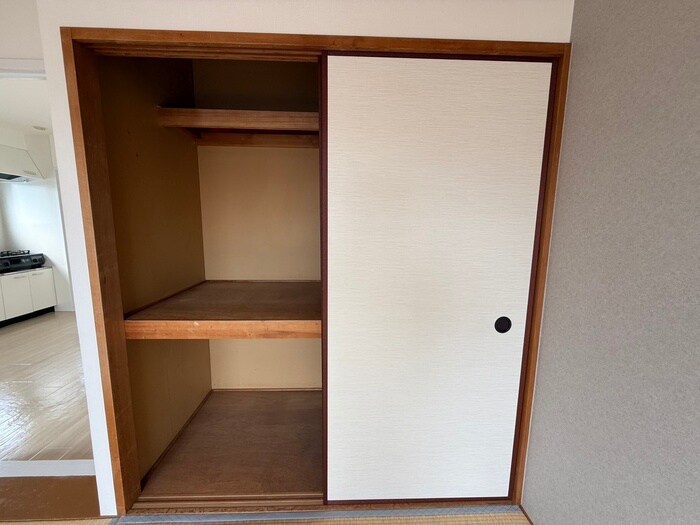 物件内観写真20　(収納)