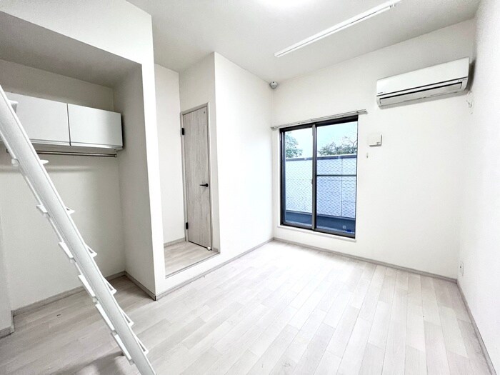 物件内観写真6　(居室)