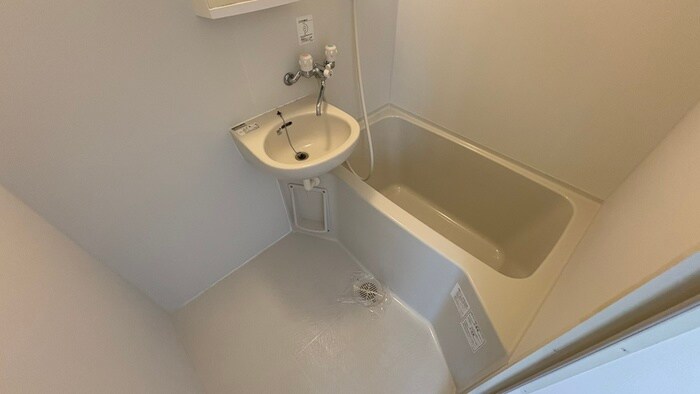 物件内観写真12　(バス／シャワールーム等)