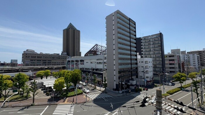 物件内観写真22　(室内からの展望)