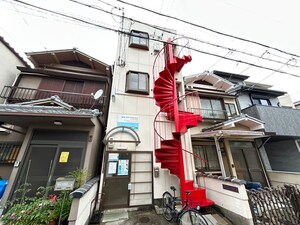 スクエアーアキ外観写真