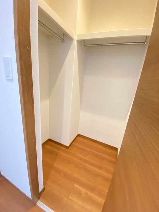 物件内観写真9　(収納)