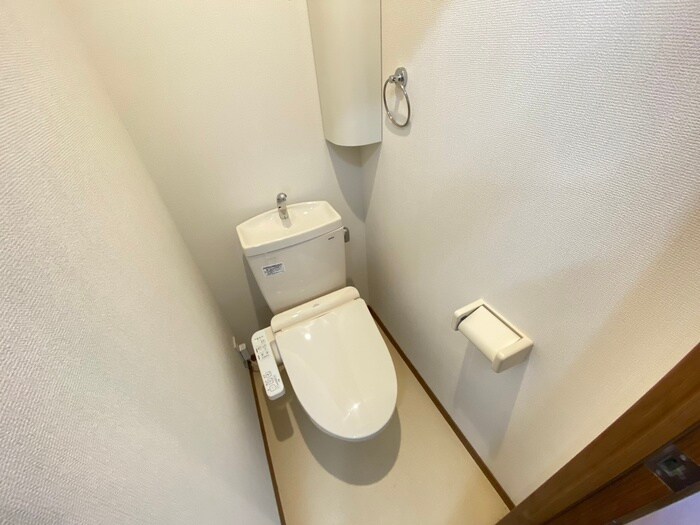 物件内観写真13　(トイレ)