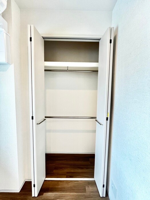 物件内観写真16　(収納)