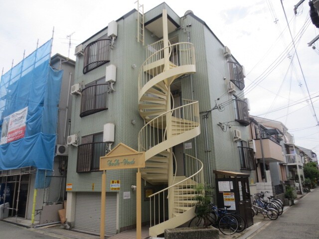 物件外観写真1　(外観写真)