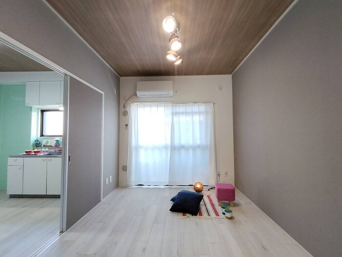 物件内観写真7　(居室)