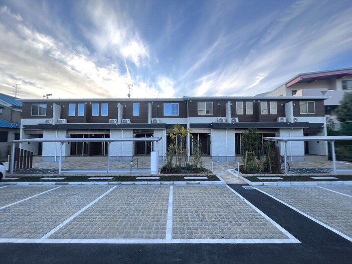 物件外観写真5　(外観写真)