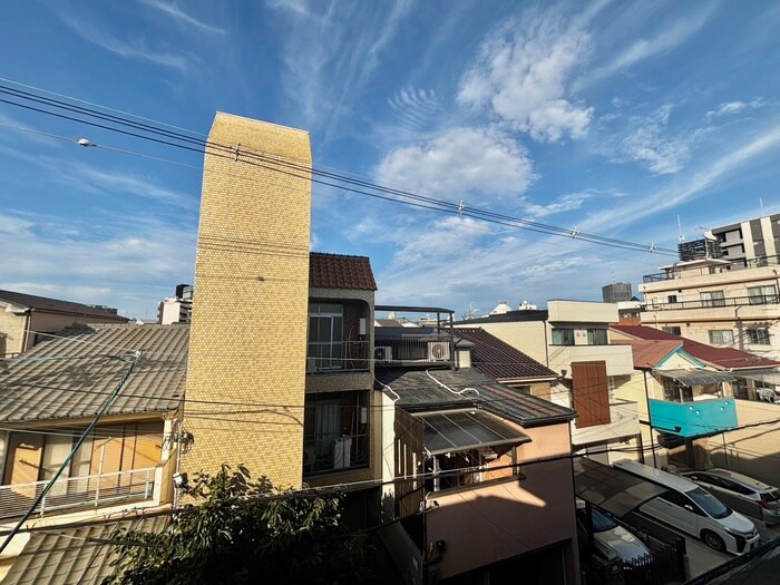 物件内観写真17　(室内からの展望)