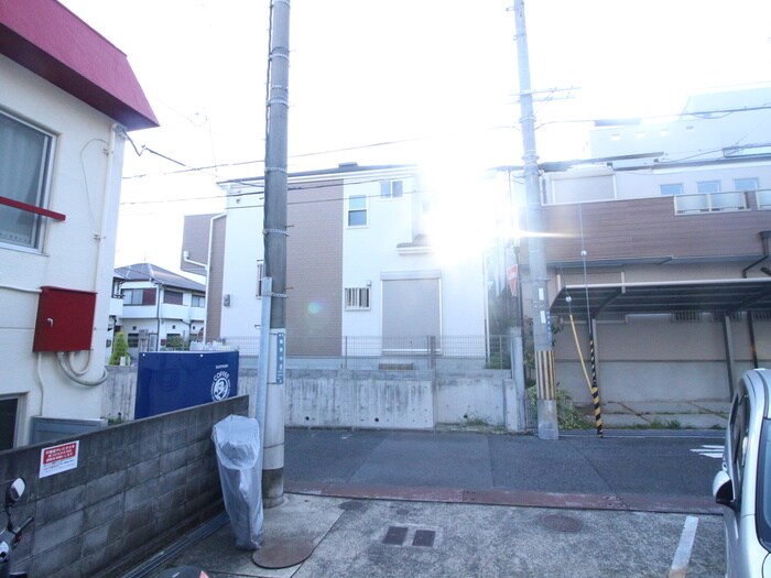 物件内観写真14　(室内からの展望)