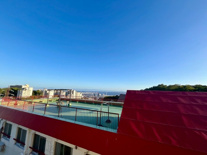 物件内観写真18　(室内からの展望)