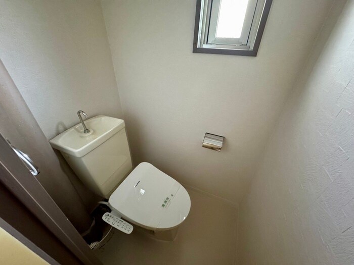 物件内観写真13　(トイレ)