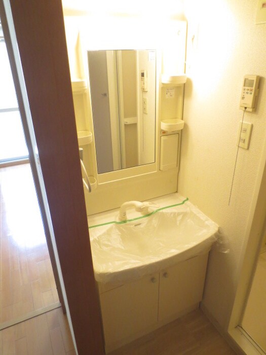 物件内観写真8　(洗面)