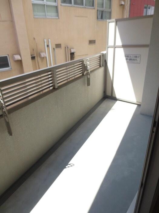 物件内観写真15　(ベランダ・バルコニー)