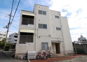 レイクハイツ外観写真