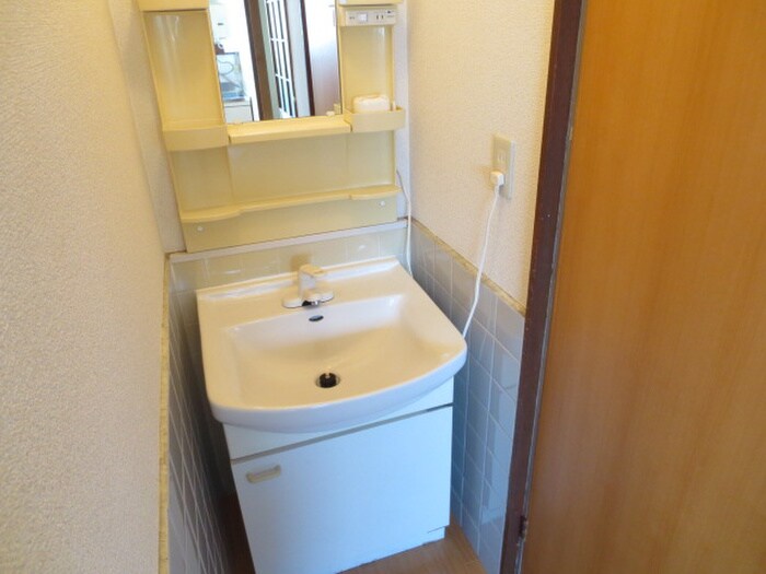 物件内観写真10　(洗面)