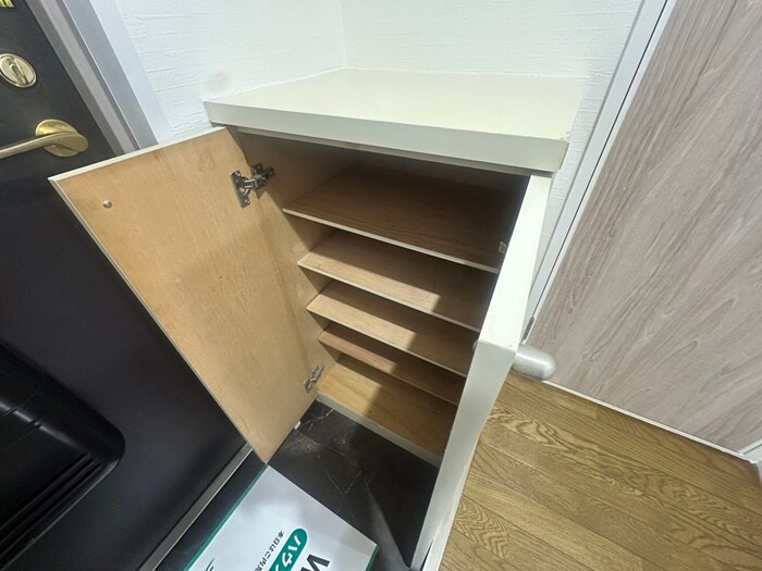 物件内観写真12　(靴箱)