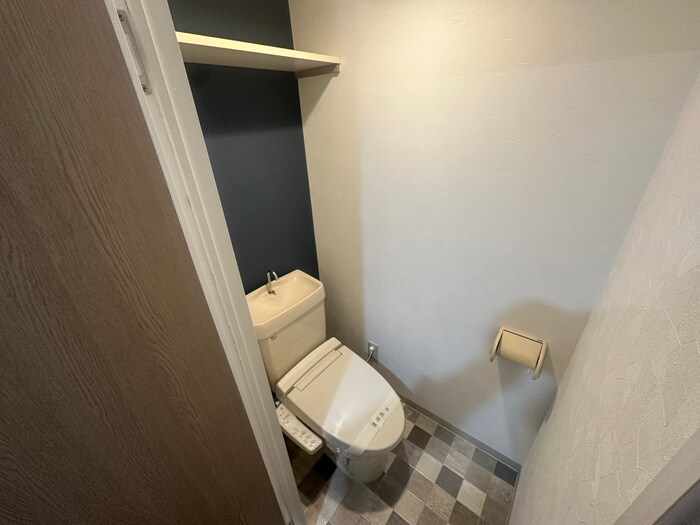 物件内観写真15　(トイレ)