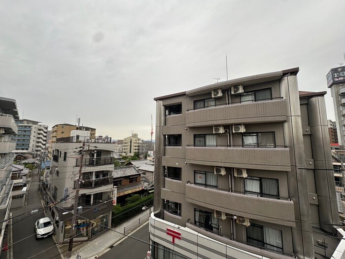 物件内観写真22　(室内からの展望)