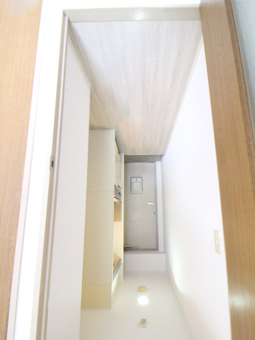 物件内観写真20　(廊下)