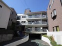 山田マンション